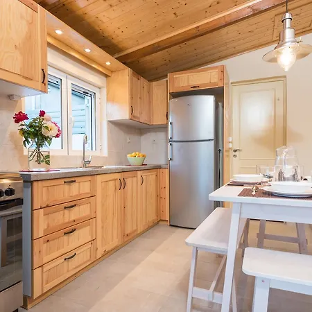 Amygdalia With Private Pool, By Zantewize Villa